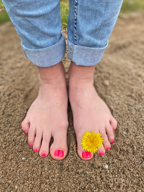 Varpaankynsien kestolakkaus