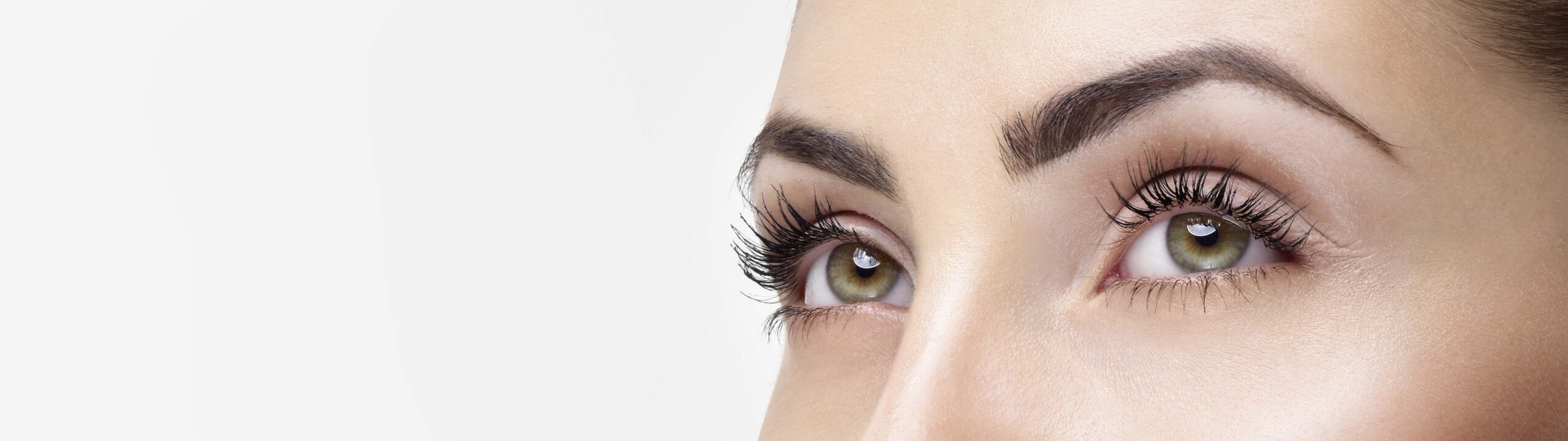 Kulmien laminointi ja ripsien kestotaivutus